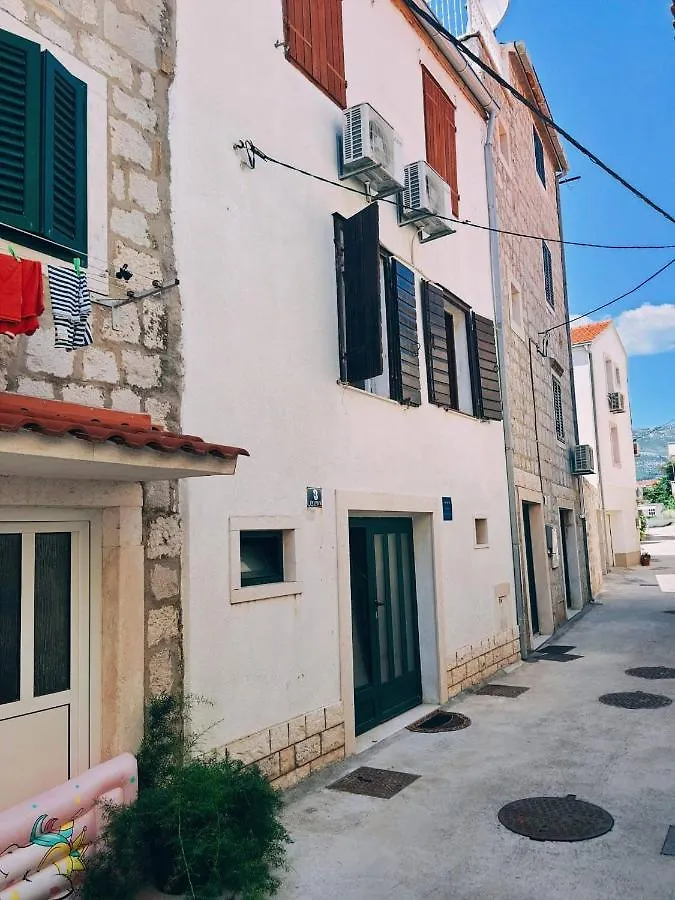 Apartments Stone House Kastela