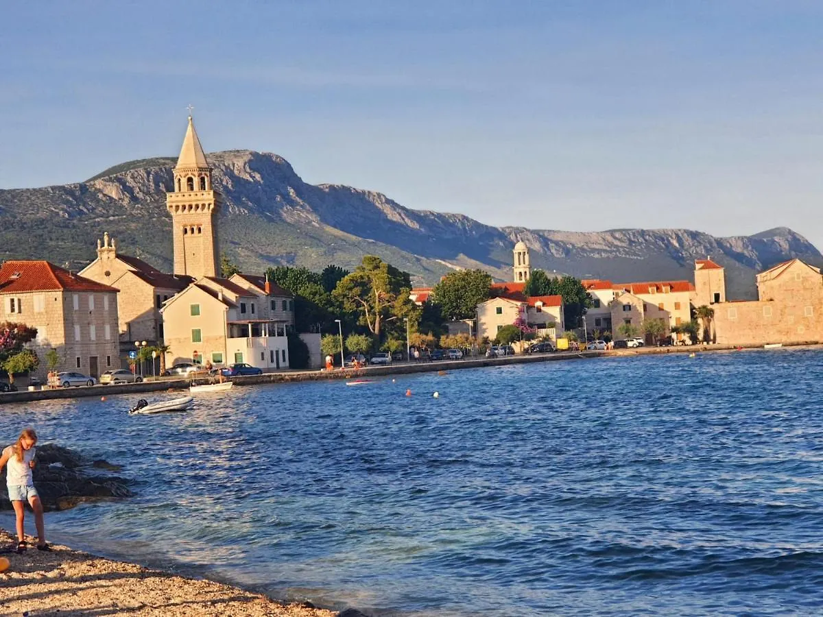 Apartments Stone House Kastela